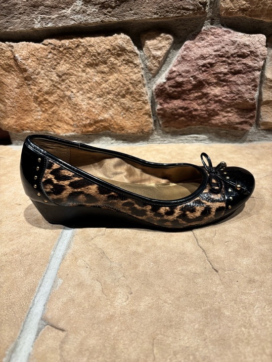 Anne Klein Shoes - Anne Klein Ashvante Leopard Print Wedge Ballet Flats with Black Trim